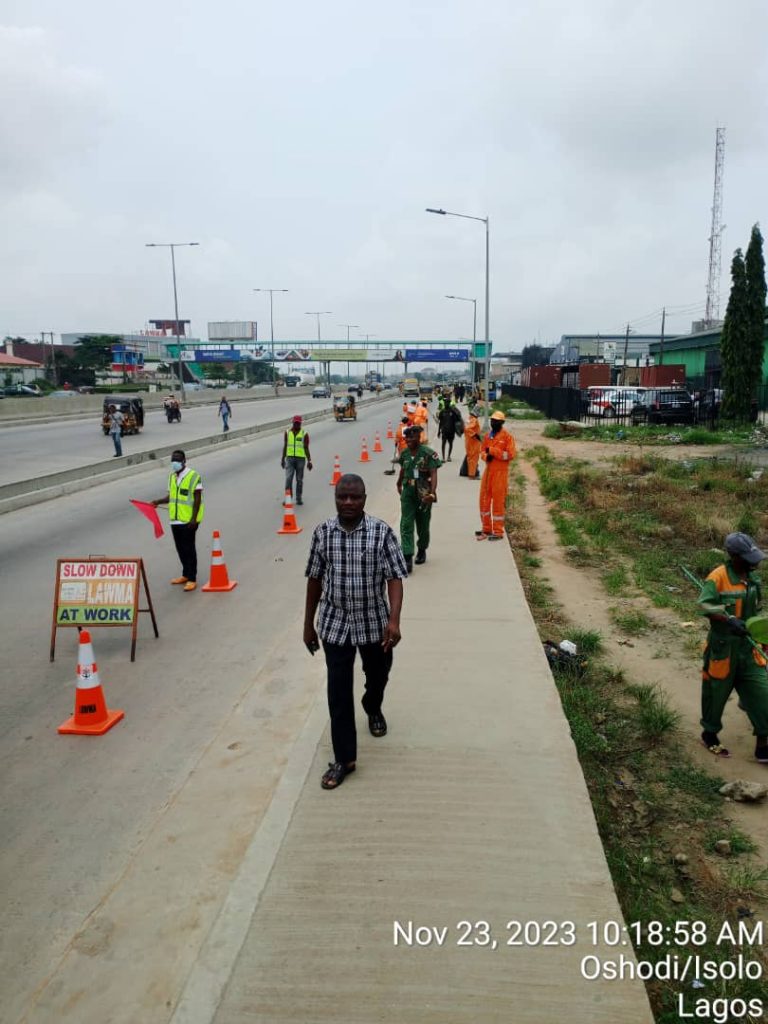 LAWMA Reviews Sanitation Services on Identified Highways