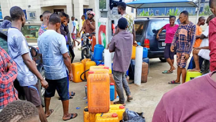 Fuel Scarcity Crisis: IPMAN Warns of Two More Weeks of Petrol Shortage