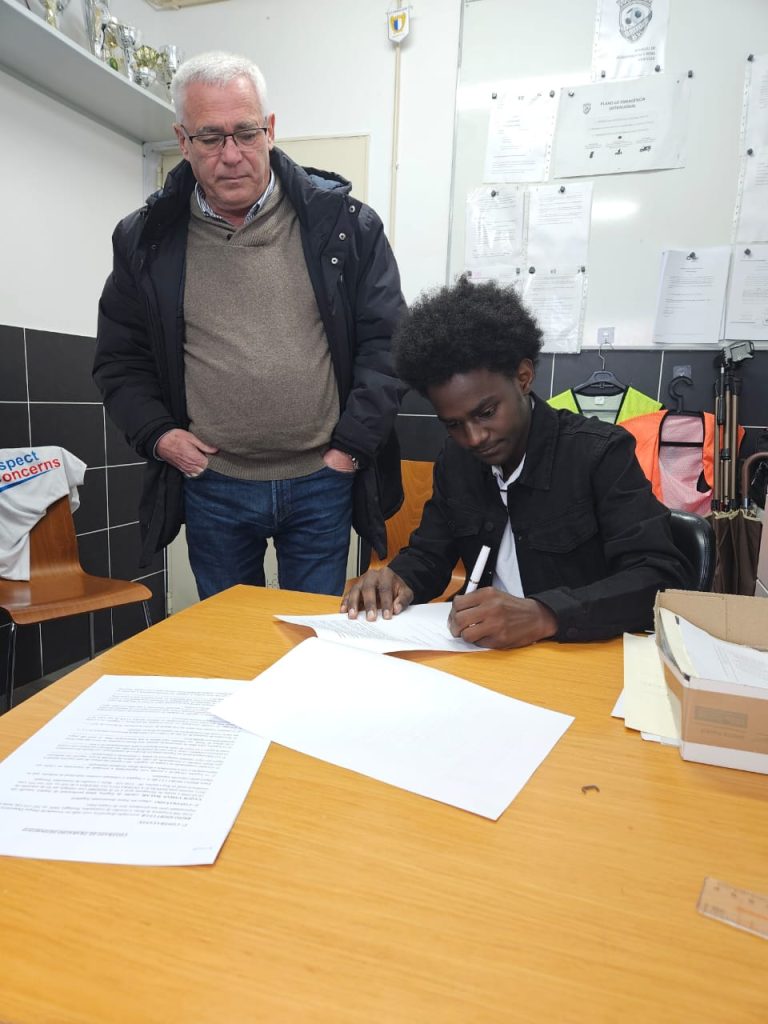 Nigeria-Born Footballer Yaqub Usman-Malah Signs with Brito Sporting Club of Portugal